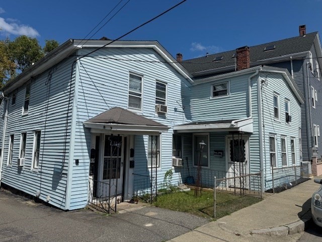 731 Bay St, Fall River, Massachusetts, 6 Bedrooms Bedrooms, 12 Rooms Rooms,5 BathroomsBathrooms,Residential Income,For Sale,Bay St,73502013