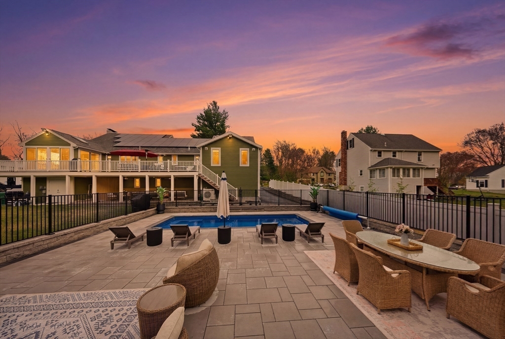 24 Copley Dr, Methuen, Massachusetts, 4 Bedrooms Bedrooms, 9 Rooms Rooms,3.5 BathroomsBathrooms,Residential,For Sale,Copley Dr,73501759