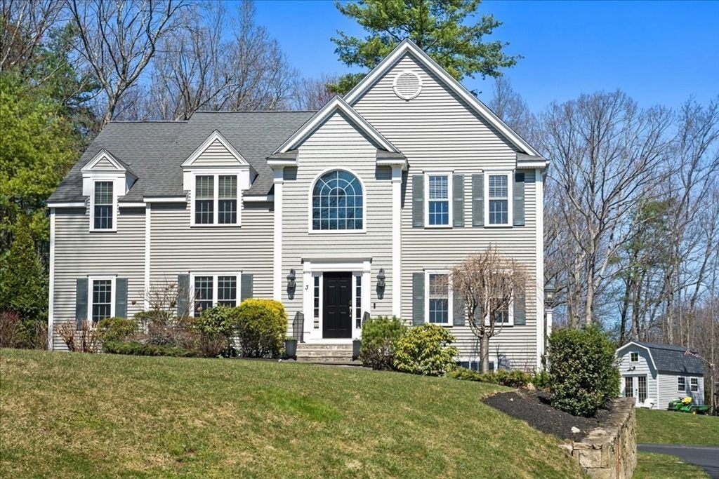 3 Foxhill Drive, Southborough, Massachusetts, 4 Bedrooms Bedrooms, 9 Rooms Rooms,3.5 BathroomsBathrooms,Residential,For Sale,Foxhill Drive,73501608