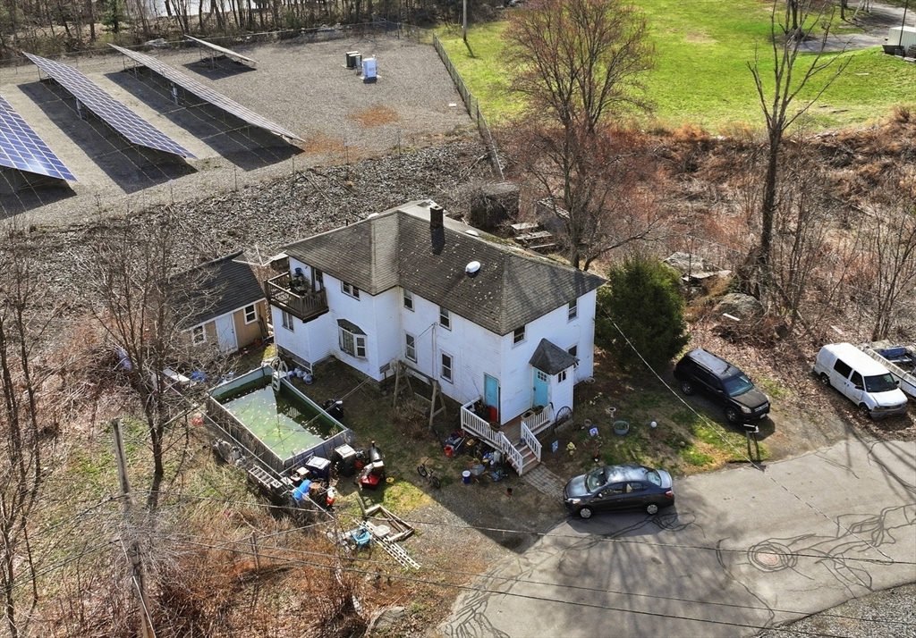 22 Wildwood Rd, Millbury, Massachusetts, 6 Bedrooms Bedrooms, 12 Rooms Rooms,2 BathroomsBathrooms,Residential Income,For Sale,Wildwood Rd,73502046