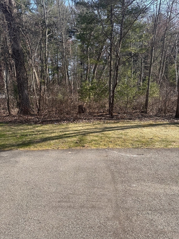 1600 Skyline Dr, Lowell, Massachusetts, 1 Bedroom Bedrooms, 3 Rooms Rooms,1 BathroomBathrooms,Residential,For Sale,Skyline Dr,73502047