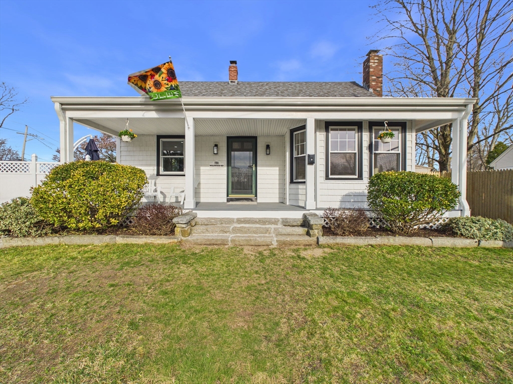 786 Wildwood Rd, New Bedford, Massachusetts, 3 Bedrooms Bedrooms, 6 Rooms Rooms,2.5 BathroomsBathrooms,Residential,For Sale,Wildwood Rd,73501821