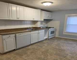 0 School St, Milford, Massachusetts, 1 Bedroom Bedrooms, 3 Rooms Rooms,1 BathroomBathrooms,Residential Lease,For Rent,School St,73501817