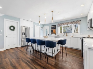 87 Alpine Pl, Franklin, Massachusetts, 3 Bedrooms Bedrooms, 5 Rooms Rooms,2.5 BathroomsBathrooms,Residential,For Sale,Alpine Pl,73502061
