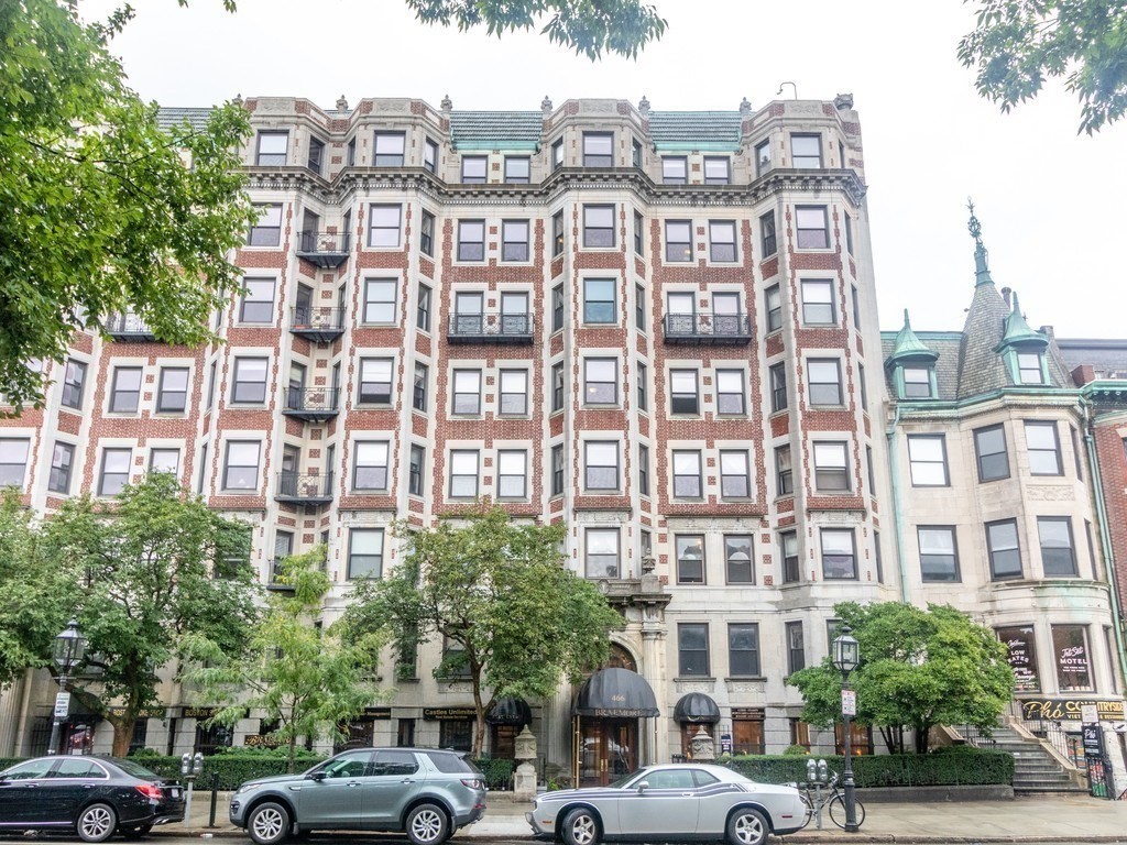 466 Commonwealth Ave, Boston, Massachusetts, 2 Bedrooms Bedrooms, 3 Rooms Rooms,1 BathroomBathrooms,Residential,For Sale,Commonwealth Ave,73501884