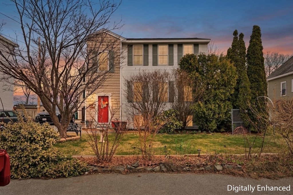 118 Mount Washington Street, Lowell, Massachusetts, 3 Bedrooms Bedrooms, 8 Rooms Rooms,2 BathroomsBathrooms,Residential,For Sale,Mount Washington Street,73501994