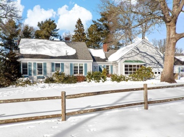180 Pond View Drive, Barnstable, Massachusetts, 4 Bedrooms Bedrooms, 9 Rooms Rooms,2 BathroomsBathrooms,Residential,For Sale,Pond View Drive,73479212