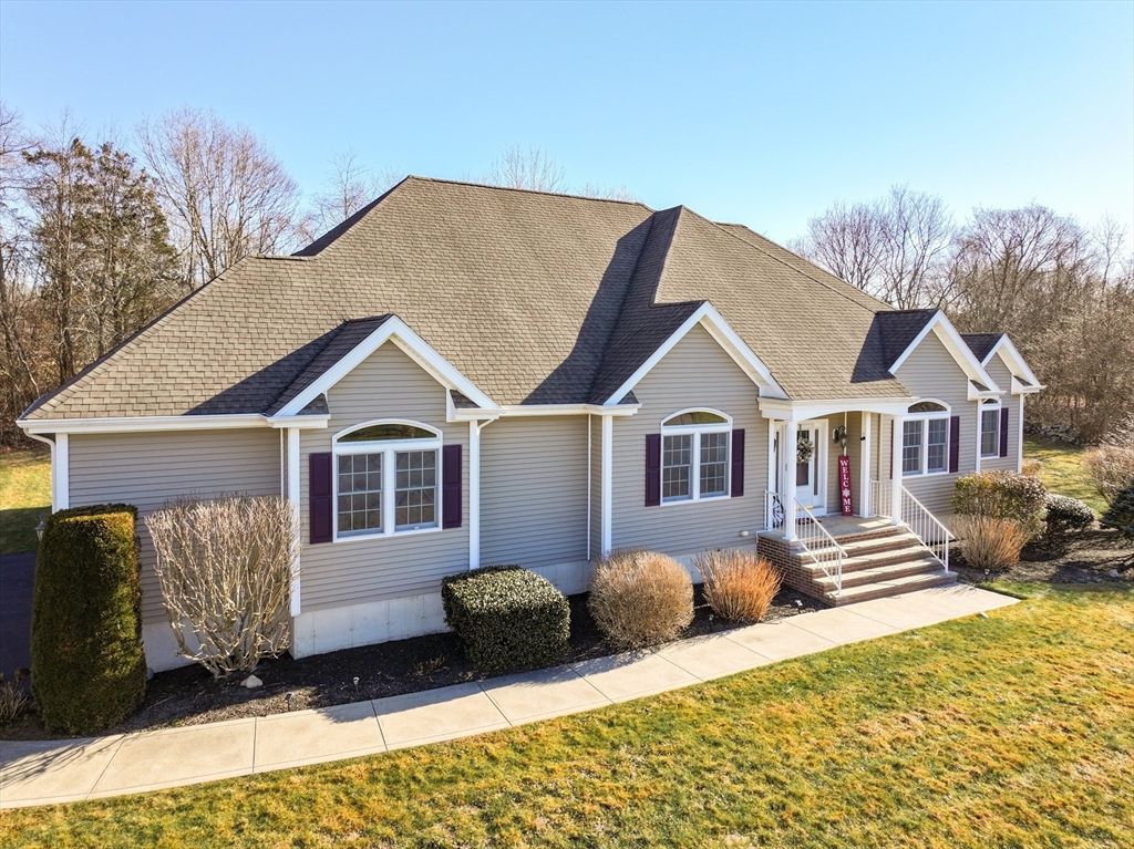 40 Sycamore Ln, Westport, Massachusetts, 4 Bedrooms Bedrooms, 7 Rooms Rooms,3.5 BathroomsBathrooms,Residential,For Sale,Sycamore Ln,73475571