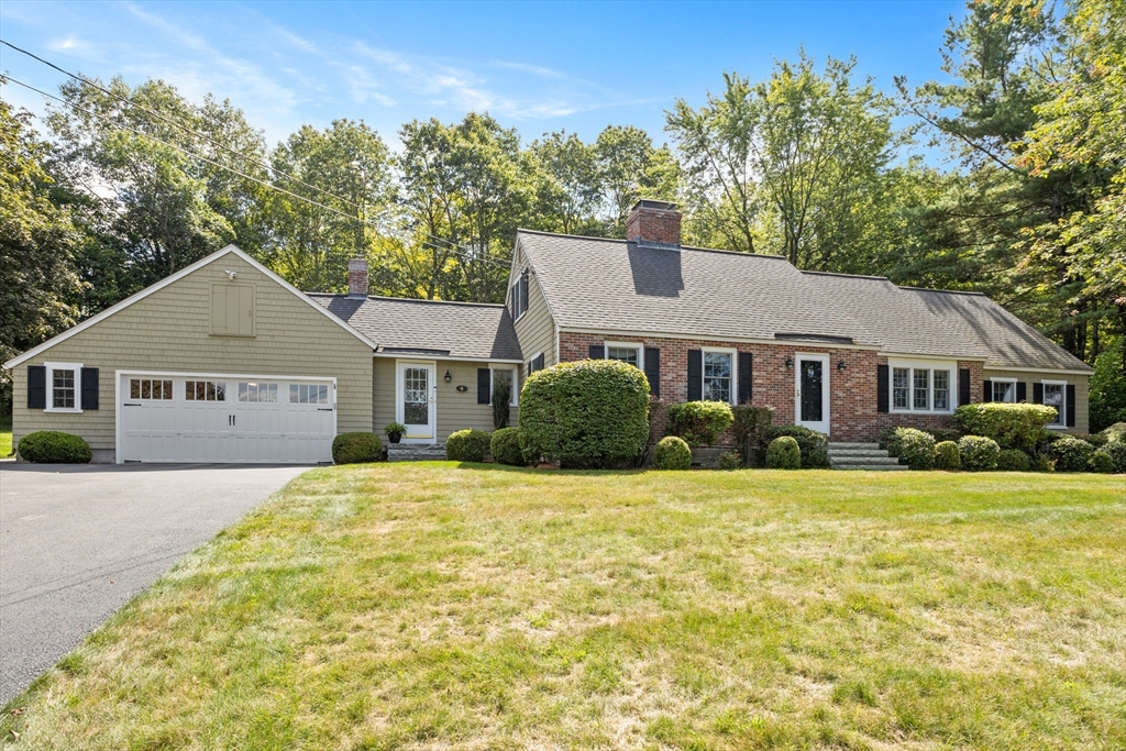 4 Heywood Rd, Westford, Massachusetts, 4 Bedrooms Bedrooms, 12 Rooms Rooms,3 BathroomsBathrooms,Residential,For Sale,Heywood Rd,73479782