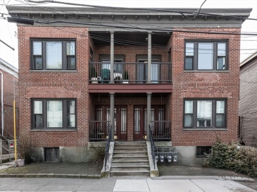 43-45 Ocean Avenue, Winthrop, Massachusetts, 8 Bedrooms Bedrooms, 20 Rooms Rooms,4 BathroomsBathrooms,Residential Income,For Sale,Ocean Avenue,73473238