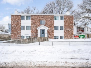 5 Lenox St, Lowell, Massachusetts, 2 Bedrooms Bedrooms, 4 Rooms Rooms,1 BathroomBathrooms,Residential,For Sale,Lenox St,73480407 5 Lenox St, Lowell, Massachusetts, 2 Bedrooms Bedrooms, 4 Rooms Rooms,1 BathroomBathrooms,Residential,For Sale,Lenox St,73480407