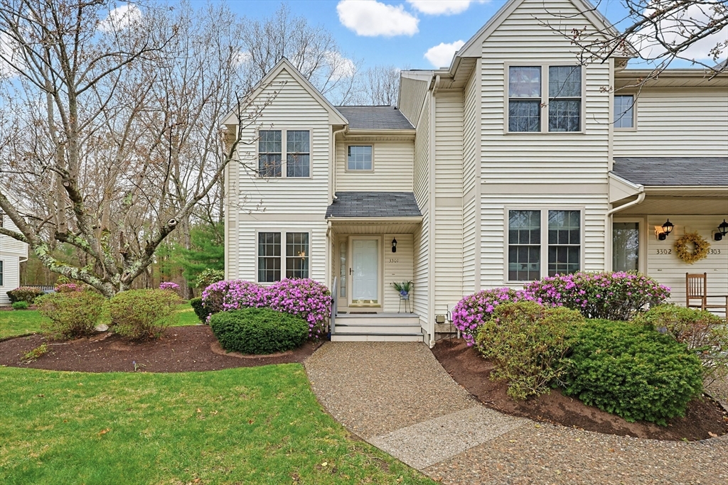 3301 Maple Brook Road, Bellingham, Massachusetts, 2 Bedrooms Bedrooms, 5 Rooms Rooms,2.5 BathroomsBathrooms,Residential,For Sale,Maple Brook Road,73502277