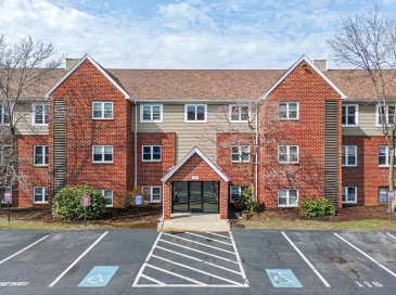 35 Longworth Avenue, Brockton, Massachusetts, 2 Bedrooms Bedrooms, 5 Rooms Rooms,1 BathroomBathrooms,Residential,For Sale,Longworth Avenue,73502285