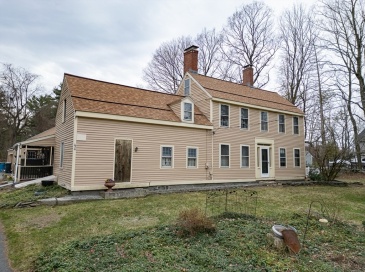 90 Arbor St, Lunenburg, Massachusetts, 3 Bedrooms Bedrooms, 9 Rooms Rooms,2.5 BathroomsBathrooms,Residential,For Sale,Arbor St,73502317