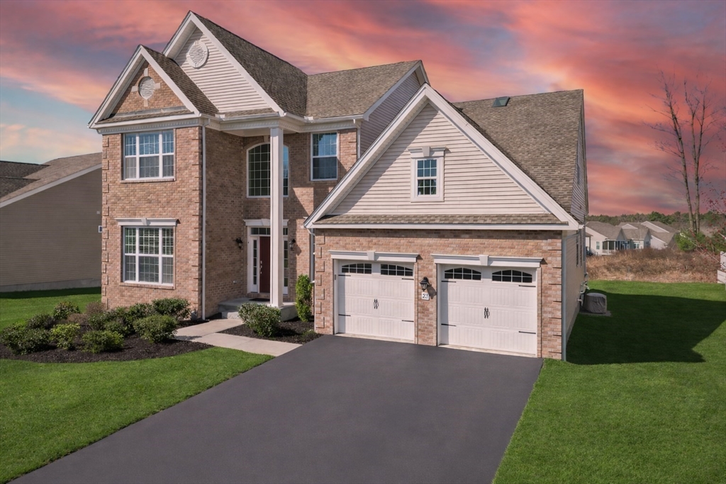 23 Sequoia Dr, Methuen, Massachusetts, 3 Bedrooms Bedrooms, 9 Rooms Rooms,3 BathroomsBathrooms,Residential,For Sale,Sequoia Dr,73502366