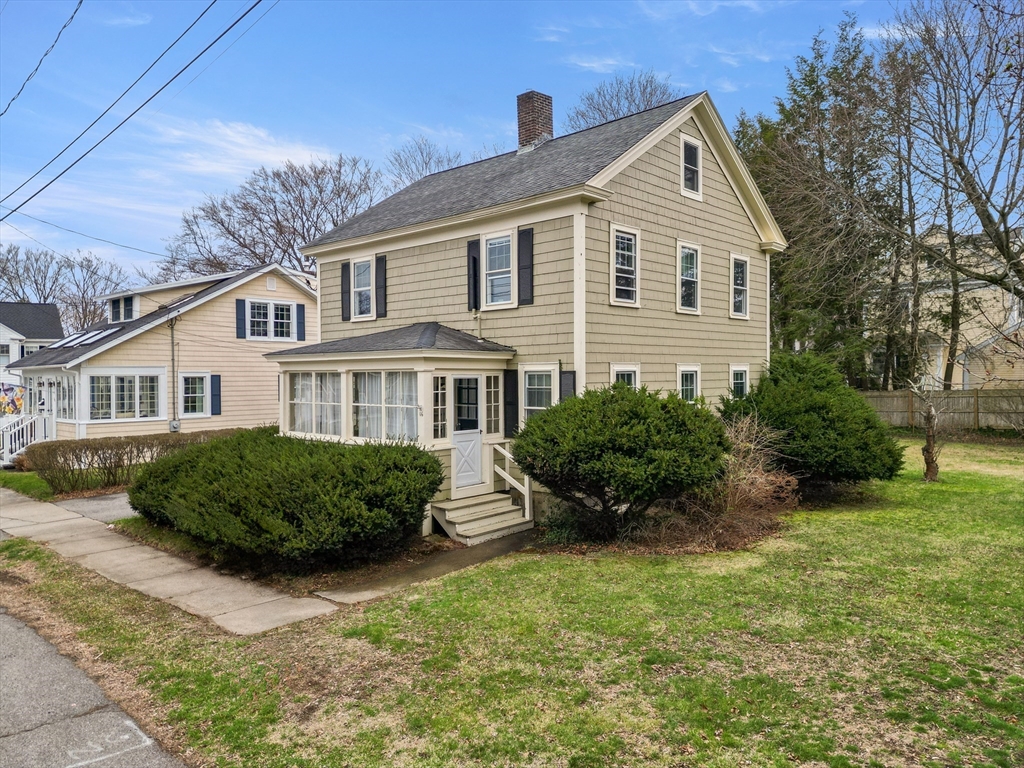 16 Dawes St, Newburyport, Massachusetts, 3 Bedrooms Bedrooms, 7 Rooms Rooms,1.5 BathroomsBathrooms,Residential,For Sale,Dawes St,73502075