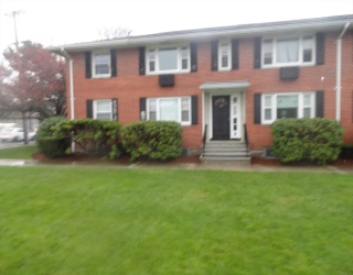1059 Main, Wakefield, Massachusetts, 2 Bedrooms Bedrooms, 5 Rooms Rooms,1 BathroomBathrooms,Residential Lease,For Rent,Main,73502098