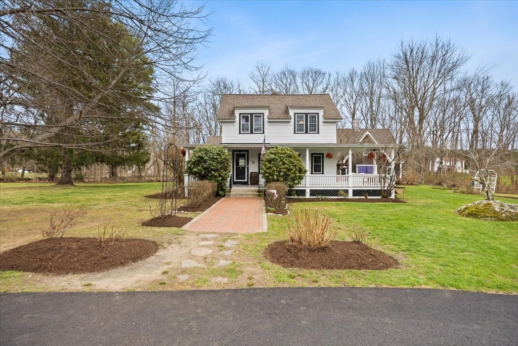 729 Center St, Dighton, Massachusetts, 3 Bedrooms Bedrooms, 6 Rooms Rooms,2 BathroomsBathrooms,Residential,For Sale,Center St,73502192