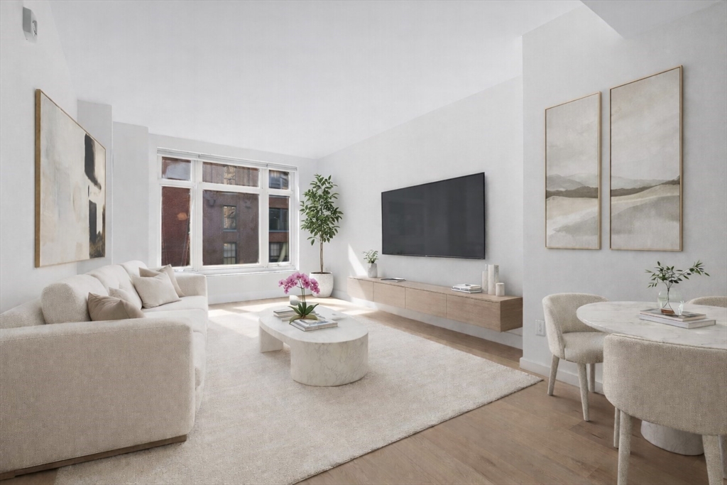 100 Lovejoy Wharf, Boston, Massachusetts, 1 Bedroom Bedrooms, 3 Rooms Rooms,1 BathroomBathrooms,Residential,For Sale,Lovejoy Wharf,73502237