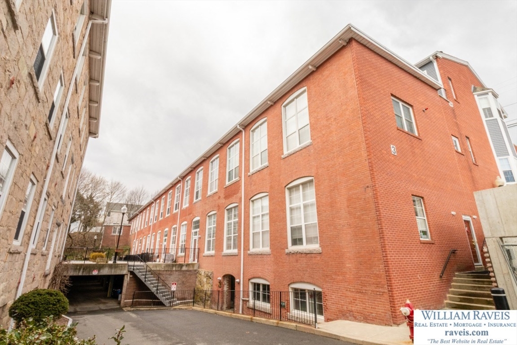 3 S Stone Mill Dr, Dedham, Massachusetts, 1 Bedroom Bedrooms, 4 Rooms Rooms,1 BathroomBathrooms,Residential,For Sale,S Stone Mill Dr,73502481