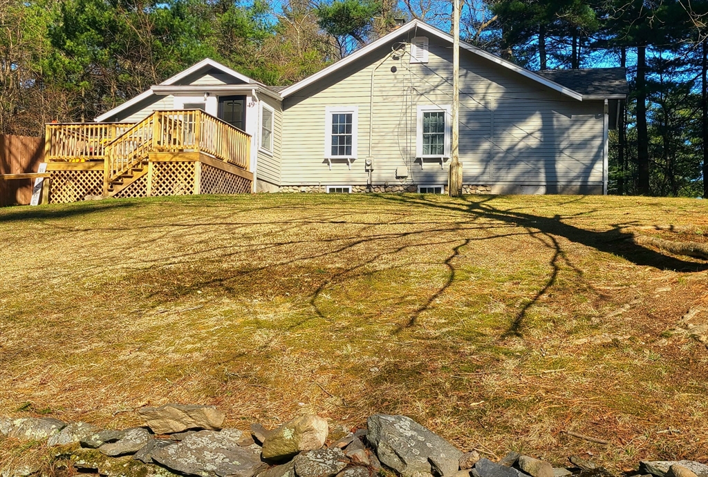 49 Anderson Ave, Middleboro, Massachusetts, 3 Bedrooms Bedrooms, 5 Rooms Rooms,1 BathroomBathrooms,Residential,For Sale,Anderson Ave,73502494