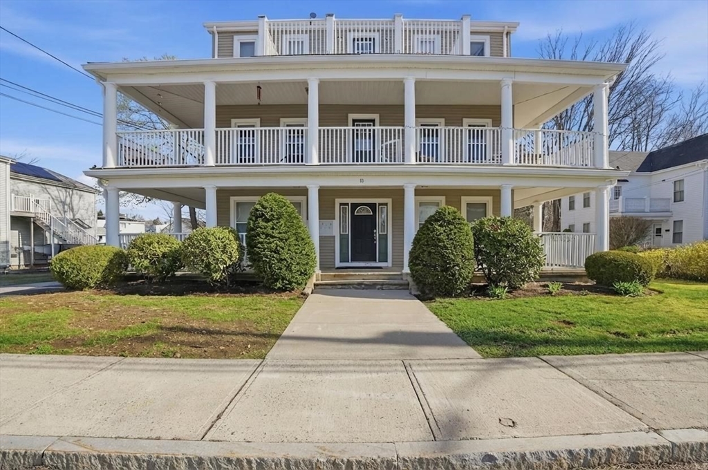 18 Cocasset Street, Foxboro, Massachusetts, 2 Bedrooms Bedrooms, 5 Rooms Rooms,1 BathroomBathrooms,Residential,For Sale,Cocasset Street,73502329