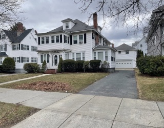 136 Russell Street, Worcester, Massachusetts, 1 Bedroom Bedrooms, 5 Rooms Rooms,1 BathroomBathrooms,Residential Lease,For Rent,Russell Street,73502570
