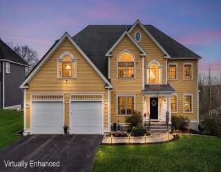 217 Magill Dr, Grafton, Massachusetts, 4 Bedrooms Bedrooms, 10 Rooms Rooms,3.5 BathroomsBathrooms,Residential,For Sale,Magill Dr,73502164