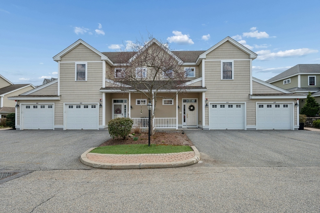 645 Devenwood Way, Clinton, Massachusetts, 2 Bedrooms Bedrooms, 5 Rooms Rooms,2 BathroomsBathrooms,Residential,For Sale,Devenwood Way,73502371