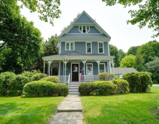 70 Main St, Northborough, Massachusetts, 4 Bedrooms Bedrooms, 8 Rooms Rooms,1.5 BathroomsBathrooms,Residential,For Sale,Main St,73499344