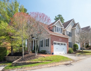 900 Lynnfield St., Lynnfield, Massachusetts, 3 Bedrooms Bedrooms, 8 Rooms Rooms,3.5 BathroomsBathrooms,Residential,For Sale,Lynnfield St.,73502310