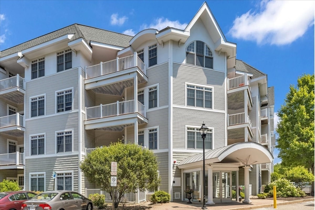 614 Pond St, Braintree, Massachusetts, 2 Bedrooms Bedrooms, 5 Rooms Rooms,2 BathroomsBathrooms,Residential,For Sale,Pond St,73502395