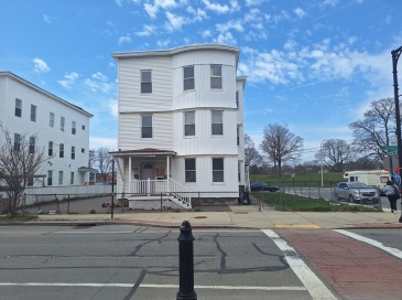 246 Millbury St, Worcester, Massachusetts, 9 Bedrooms Bedrooms, 15 Rooms Rooms,3 BathroomsBathrooms,Residential Income,For Sale,Millbury St,73502598