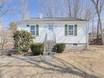 211 Dutcher St, Hopedale, Massachusetts, 3 Bedrooms Bedrooms, 5 Rooms Rooms,1 BathroomBathrooms,Residential,For Sale,Dutcher St,73486177