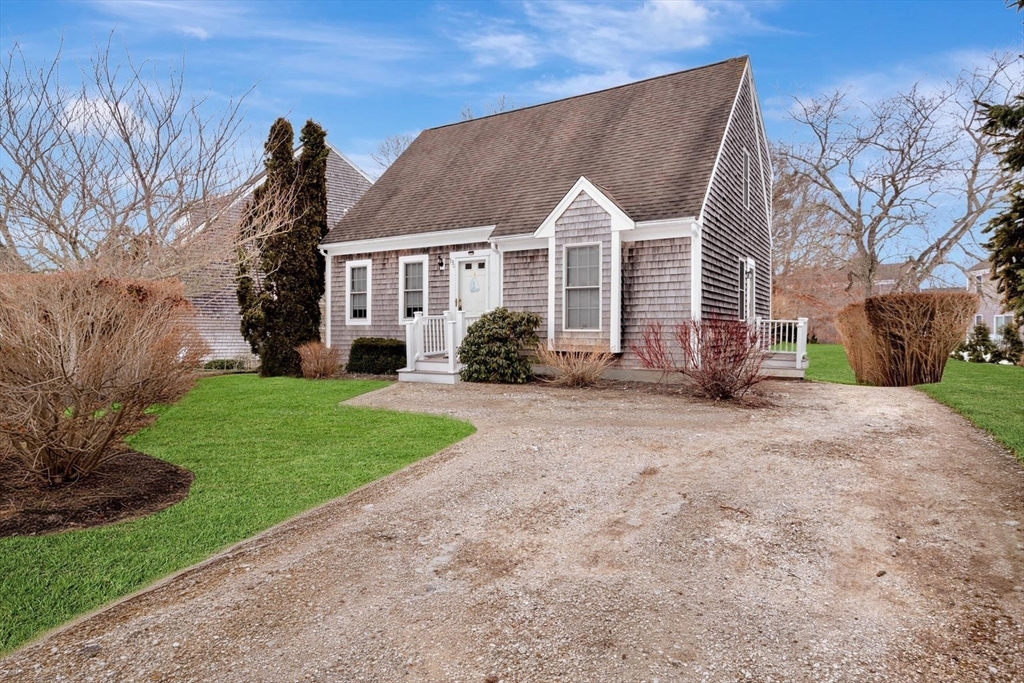 121 Camp St, Yarmouth, Massachusetts, 3 Bedrooms Bedrooms, 5 Rooms Rooms,2 BathroomsBathrooms,Residential,For Sale,Camp St,73482559