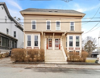 34 Summer St, Gloucester, Massachusetts, 8 Bedrooms Bedrooms, 14 Rooms Rooms,3 BathroomsBathrooms,Residential Income,For Sale,Summer St,73502428