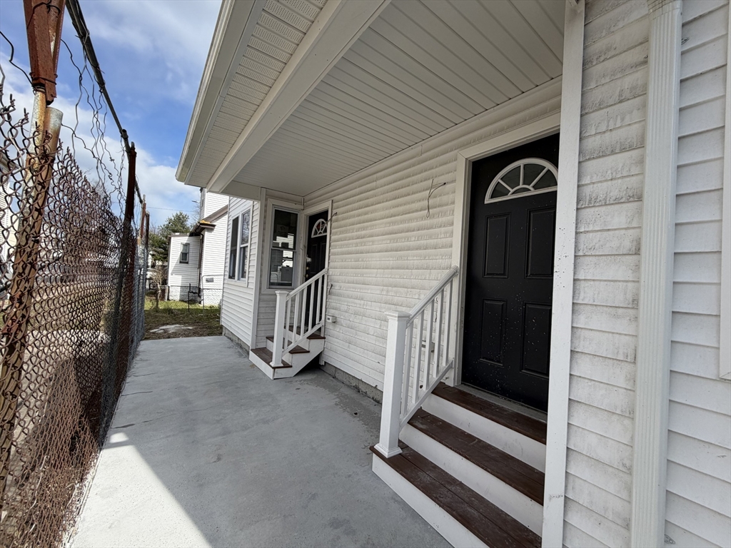 7 Parkway St, Boston, Massachusetts, 6 Bedrooms Bedrooms, 12 Rooms Rooms,5 BathroomsBathrooms,Residential Income,For Sale,Parkway St,73502214