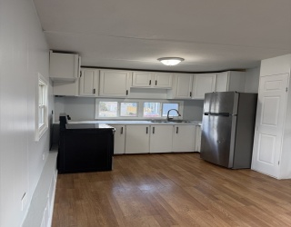 181 Boston Post Road E, Marlborough, Massachusetts, 2 Bedrooms Bedrooms, 4 Rooms Rooms,1 BathroomBathrooms,Residential,For Sale,Boston Post Road E,73502818