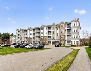 1 Francis Drive, Andover, Massachusetts, 2 Bedrooms Bedrooms, 5 Rooms Rooms,2 BathroomsBathrooms,Residential,For Sale,Francis Drive,73502823