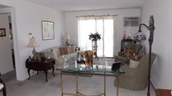 382 Massachusetts Avenue, Arlington, Massachusetts, 2 Bedrooms Bedrooms, 4 Rooms Rooms,1 BathroomBathrooms,Residential Lease,For Rent,Massachusetts Avenue,73502907