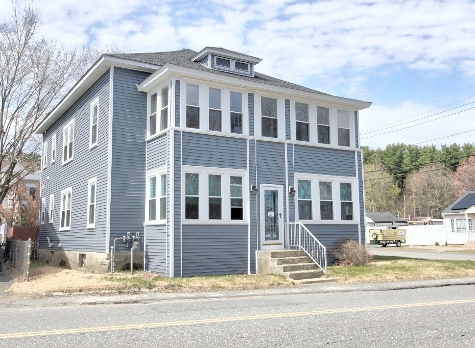 76 Abbott Ave, Fitchburg, Massachusetts, 4 Bedrooms Bedrooms, 10 Rooms Rooms,2 BathroomsBathrooms,Residential Income,For Sale,Abbott Ave,73502675