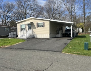 55 Hillview Drive, West Springfield, Massachusetts, 3 Bedrooms Bedrooms, 4 Rooms Rooms,2 BathroomsBathrooms,Residential,For Sale,Hillview Drive,73502908