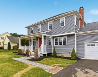 39 Peartree Dr, Westwood, Massachusetts, 5 Bedrooms Bedrooms, 12 Rooms Rooms,4.5 BathroomsBathrooms,Residential,For Sale,Peartree Dr,73502676
