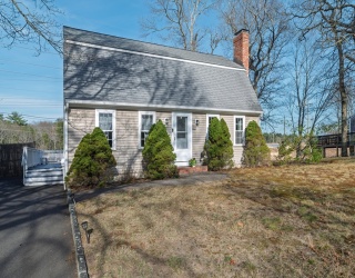 30 Huntington Rd., Plymouth, Massachusetts, 4 Bedrooms Bedrooms, 6 Rooms Rooms,1.5 BathroomsBathrooms,Residential,For Sale,Huntington Rd.,73502382