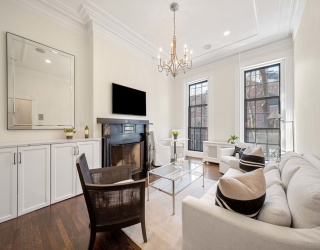 121 Charles St, Boston, Massachusetts, 1 Bedroom Bedrooms, 2 Rooms Rooms,1 BathroomBathrooms,Residential,For Sale,Charles St,73502740