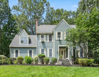 492 Stow Rd, Marlborough, Massachusetts, 4 Bedrooms Bedrooms, 10 Rooms Rooms,2.5 BathroomsBathrooms,Residential,For Sale,Stow Rd,73502619