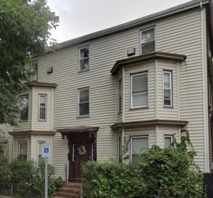 251 Broadway, Cambridge, Massachusetts, 1 Bedroom Bedrooms, 4 Rooms Rooms,1 BathroomBathrooms,Residential Lease,For Rent,Broadway,73502777