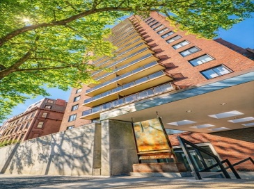 180 Beacon Street, Boston, Massachusetts, 4 Bedrooms Bedrooms, 9 Rooms Rooms,3.5 BathroomsBathrooms,Residential,For Sale,Beacon Street,73502475