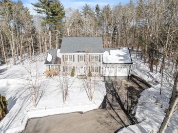 3 Swett Drive, Hampton, New Hampshire, 4 Bedrooms Bedrooms, 8 Rooms Rooms,2.5 BathroomsBathrooms,Residential,For Sale,Swett Drive,73483999