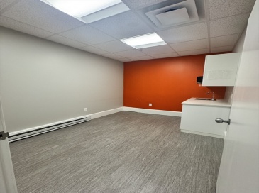 140 Wood Rd, Braintree, Massachusetts, ,Commercial Lease,For Rent,Wood Rd,73503021